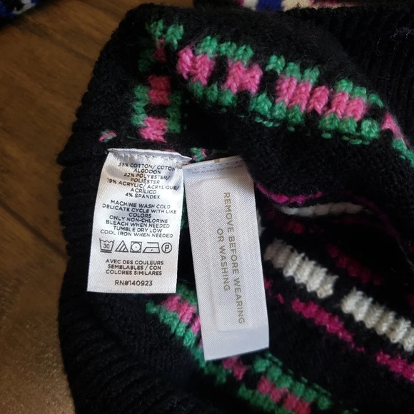 NWT LOFT Geometric Design Sweater Size Small - Picture 4 of 7